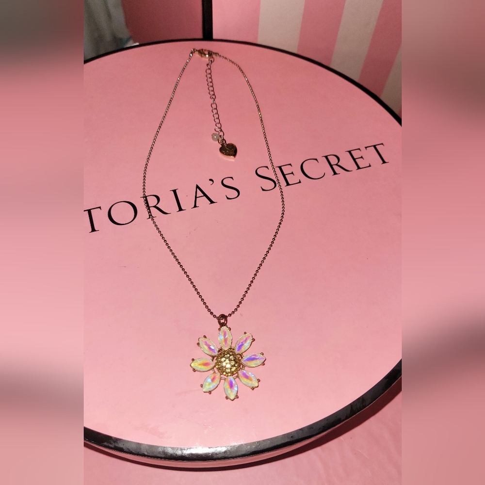 Vintage Betsey Johnson Gold Daisy Necklace with Iridescent Rhinstone Pendant